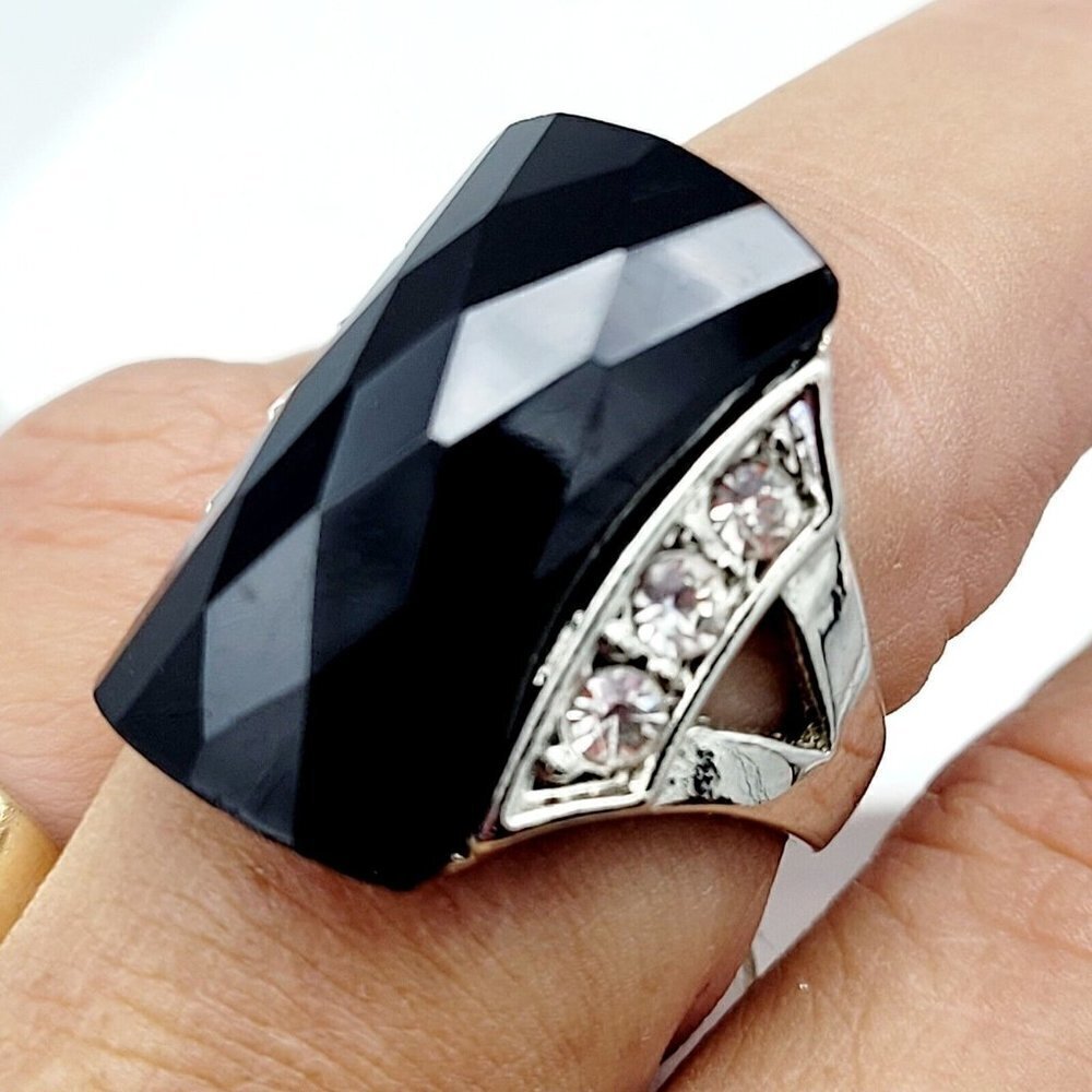 Domed Black Faceted Glass & Rhinestone Statement Ring Sz 9 Silver Tone Rectangle
